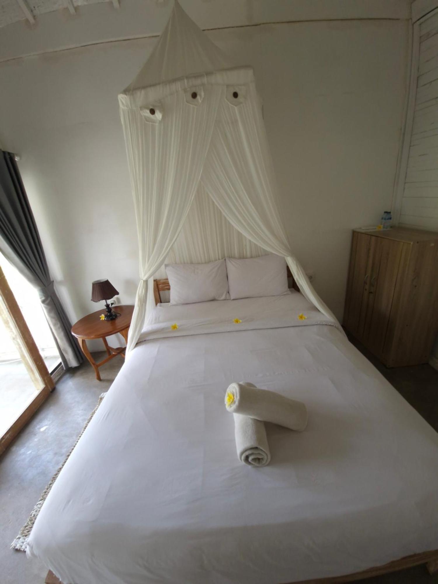 The Layar Homestay Batununggul المظهر الخارجي الصورة