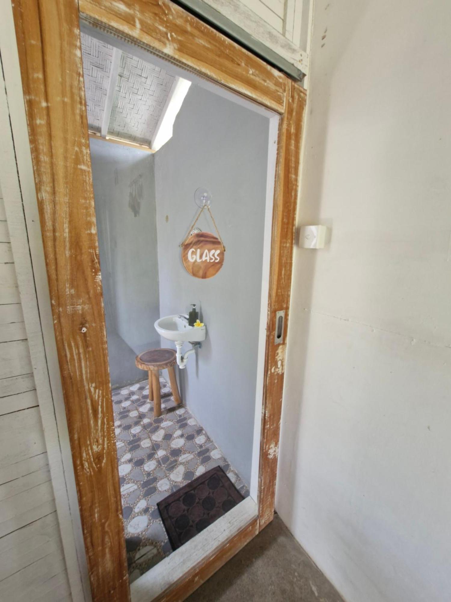 The Layar Homestay Batununggul المظهر الخارجي الصورة
