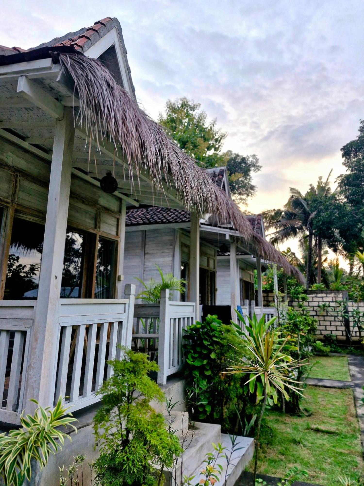 The Layar Homestay Batununggul المظهر الخارجي الصورة